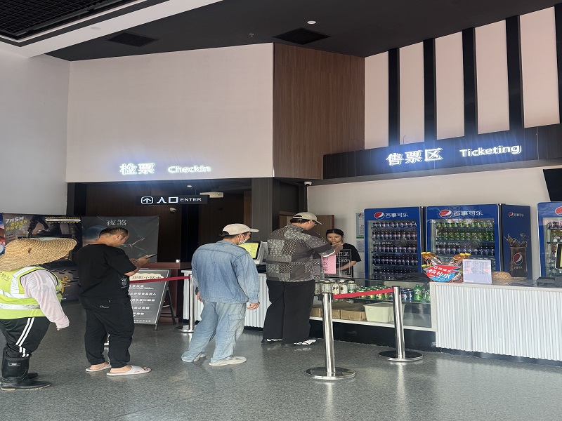 1751536105515262.jpg 廟街分會場.jpg